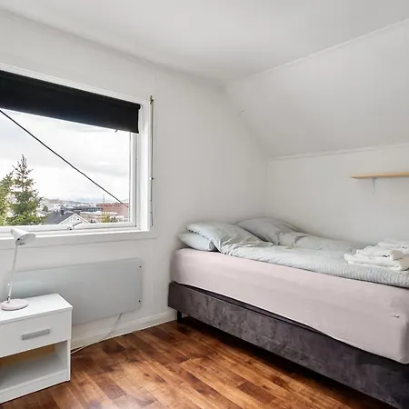 Alfheim Living - Comfortable Arctic Quarto em Acomodações Particulares