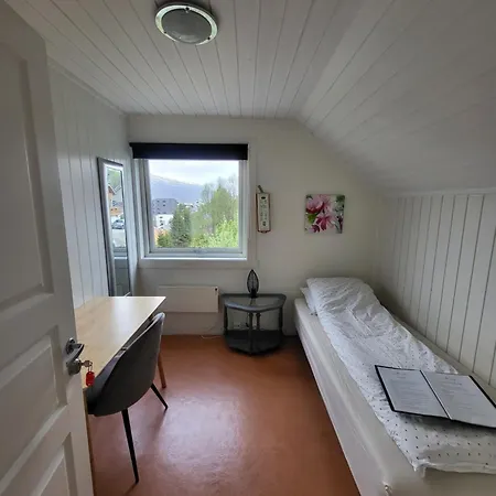 Alfheim Living - Comfortable Arctic Quarto em Acomodações Particulares