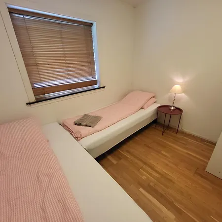 Alfheim Living - Comfortable Arctic Quarto em Acomodações Particulares