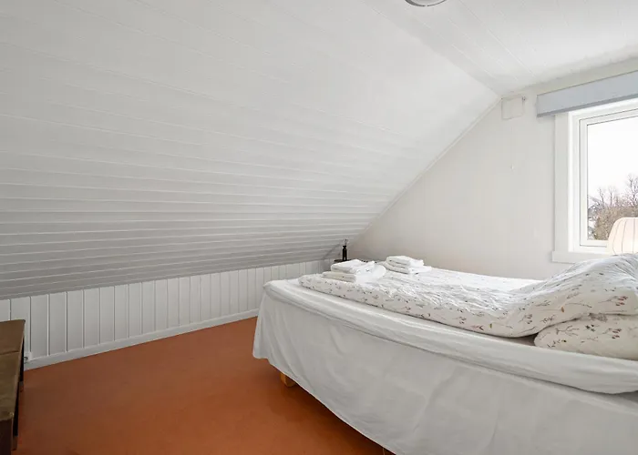 Alfheim Living - Comfortable Arctic Pansiyon Tromsø